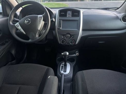 Used 2019 Nissan Versa SV FWD image 7