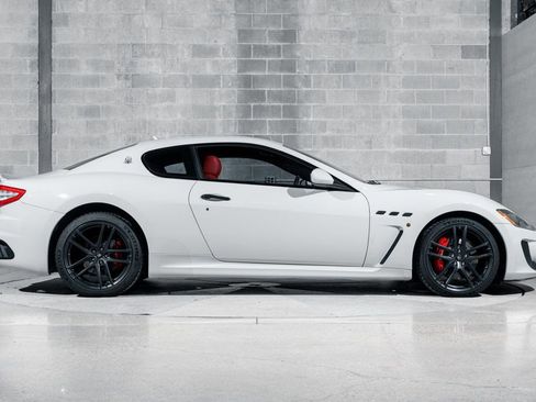 Used 2012 Maserati GranTurismo MC RWD image 2
