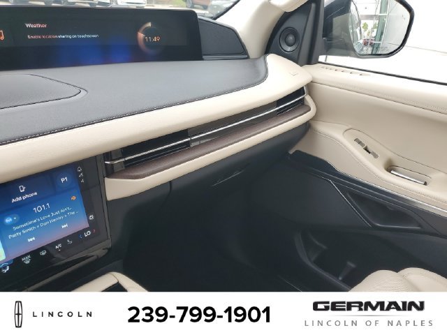New 2027 Lincoln Navigator Premiere AWD/4WD image 33