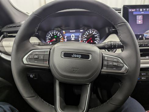 New 2026 Jeep Compass Limited image 16