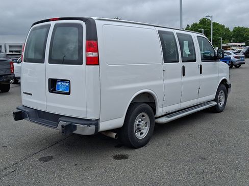 Certified 2024 Chevrolet Express 2500 w/ Driver Convenience Package RWD image 6