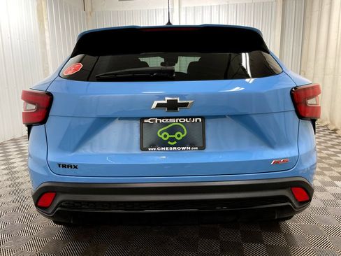 Certified 2024 Chevrolet Trax RS w/ Driver Confidence Package FWD image 14