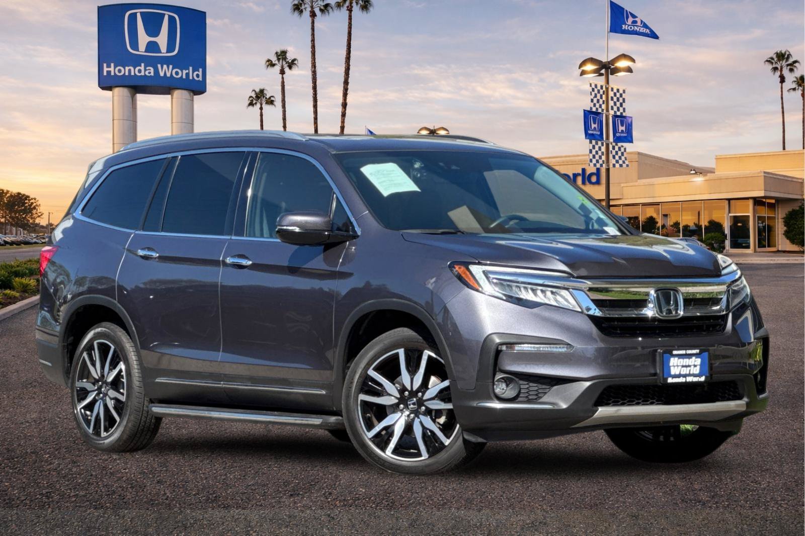 Used 2020 Honda Pilot Elite image 2
