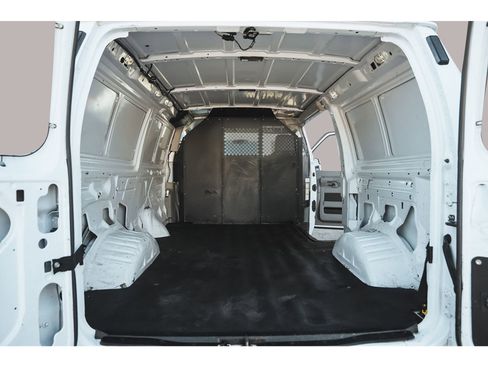 Used 2013 Ford E-150 and Econoline 150 RWD image 11