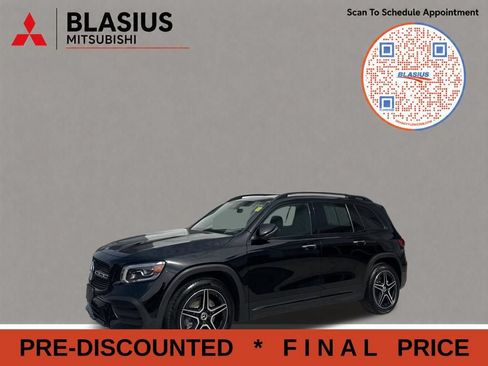 Used 2021 Mercedes-Benz GLB 250 4MATIC w/ AMG Line image 3