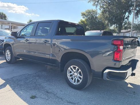 Used 2021 Chevrolet Silverado 1500 LT AWD/4WD image 7