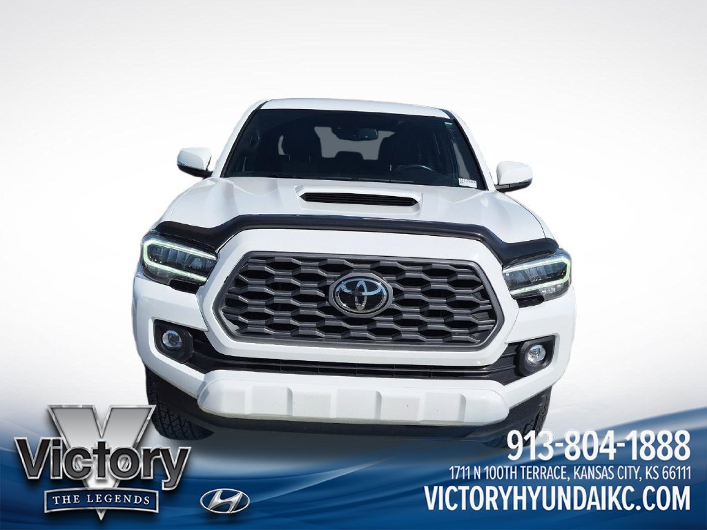 Used 2023 Toyota Tacoma TRD Sport w/ Technology Package AWD/4WD image 8