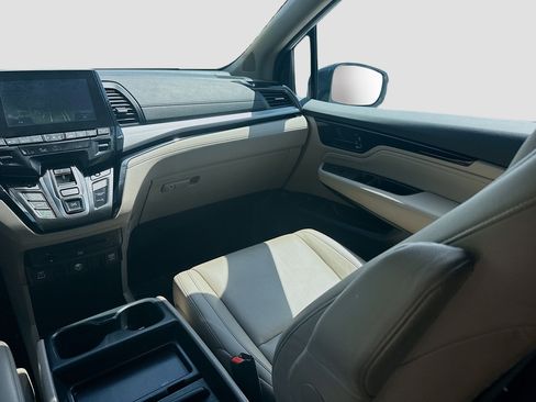 Certified 2023 Honda Odyssey Touring image 22
