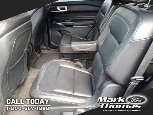 Used 2020 Ford Explorer XLT w/ Equipment Group 202A image 7