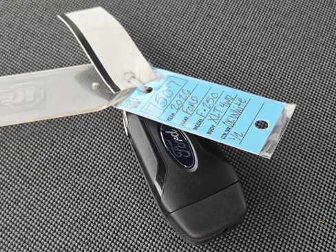 New 2026 Ford F250 XLT w/ FX4 Off-Road Package image 32