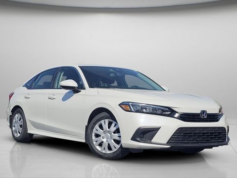 Used 2024 Honda Civic LX image 2