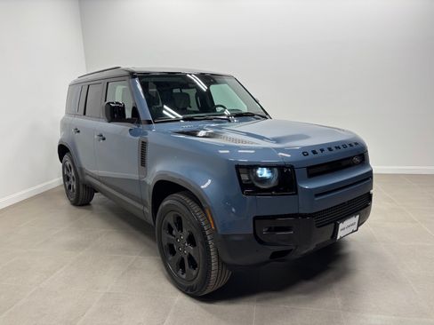 Used 2026 Land Rover Defender 110 S AWD/4WD image 4