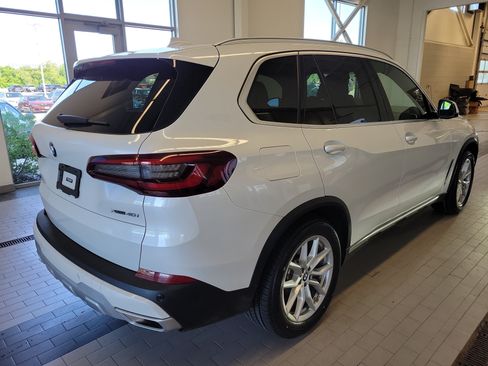 Used 2021 BMW X5 xDrive40i w/ Convenience Package AWD/4WD image 5