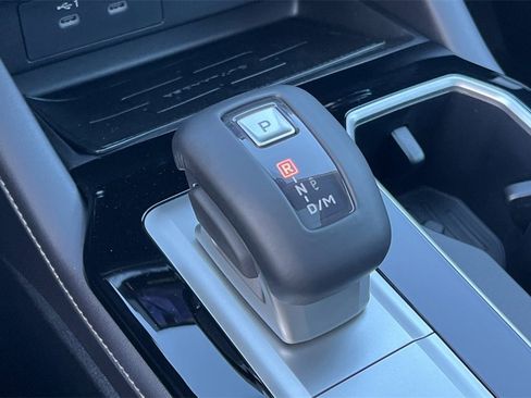 New 2026 Mitsubishi Outlander SE image 23