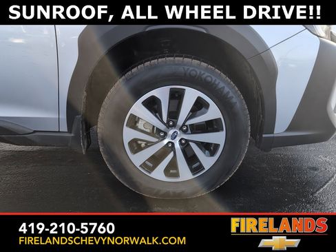 Used 2025 Subaru Outback Premium w/ Popular Package #1A image 12