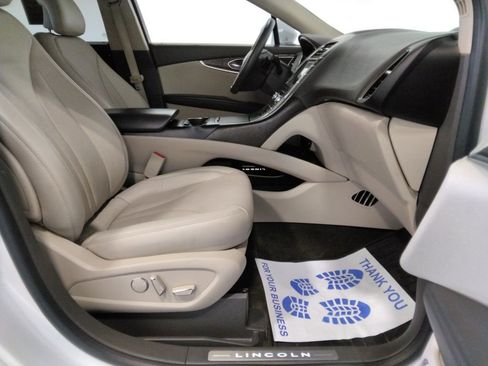 Used 2018 Lincoln MKX Reserve w/ Driver Assistance Package image 42