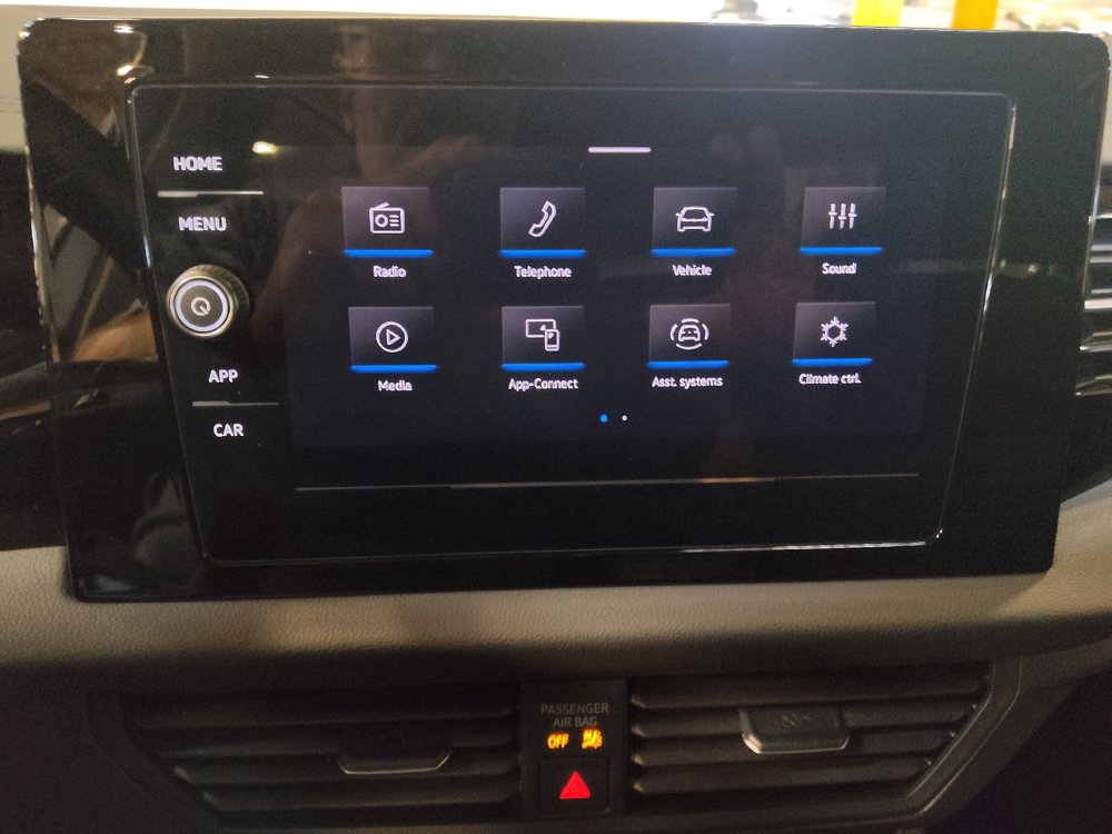 Used 2025 Volkswagen Jetta S FWD image 25