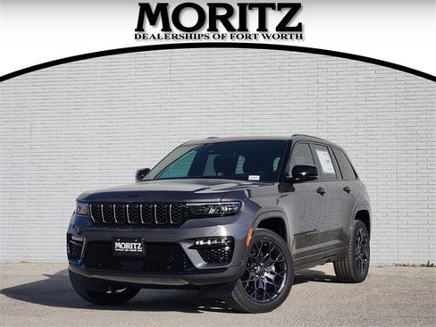 New 2025 Jeep Grand Cherokee Summit image 1