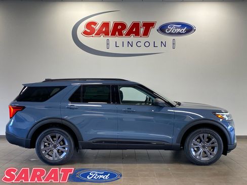 New 2026 Ford Explorer Active w/ Active Comfort Package image 1
