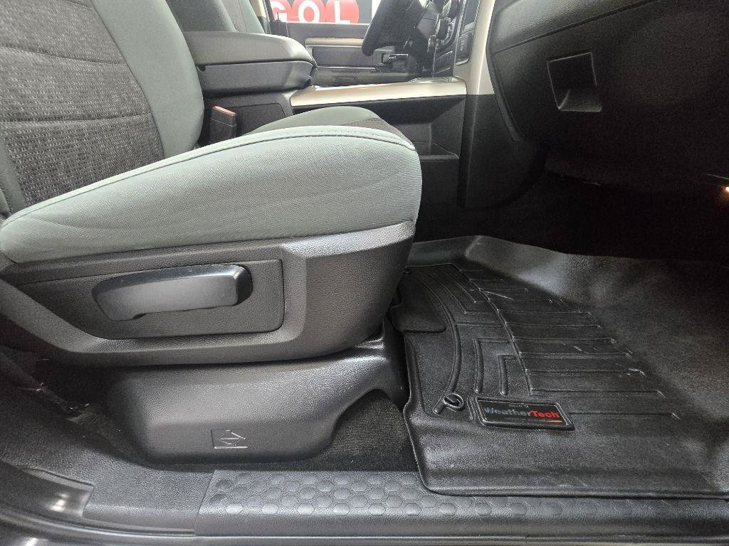 Used 2016 RAM 1500 Lone Star RWD image 19