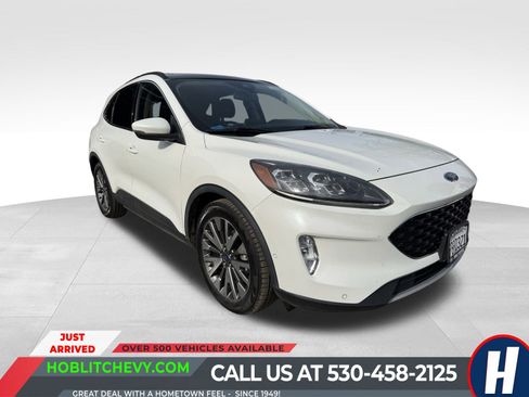 Used 2020 Ford Escape Titanium image 1