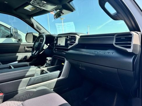 Used 2026 Toyota Tundra SR5 w/ SR5 Convenience Package AWD/4WD image 33
