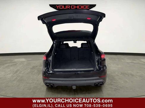 Used 2019 Porsche Cayenne S AWD/4WD image 5
