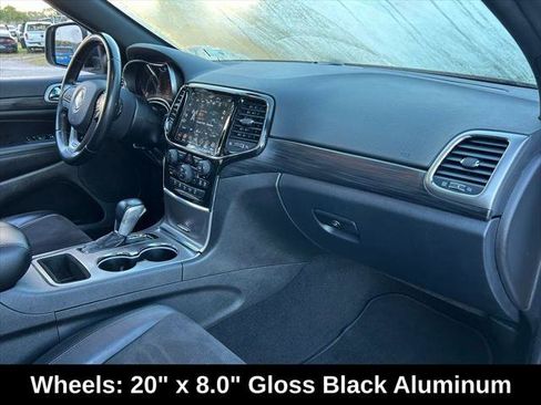 Certified 2021 Jeep Grand Cherokee Laredo X image 33