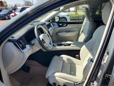 New 2026 Volvo XC60 T8 Ultra w/ Protection Package Premier AWD/4WD image 13