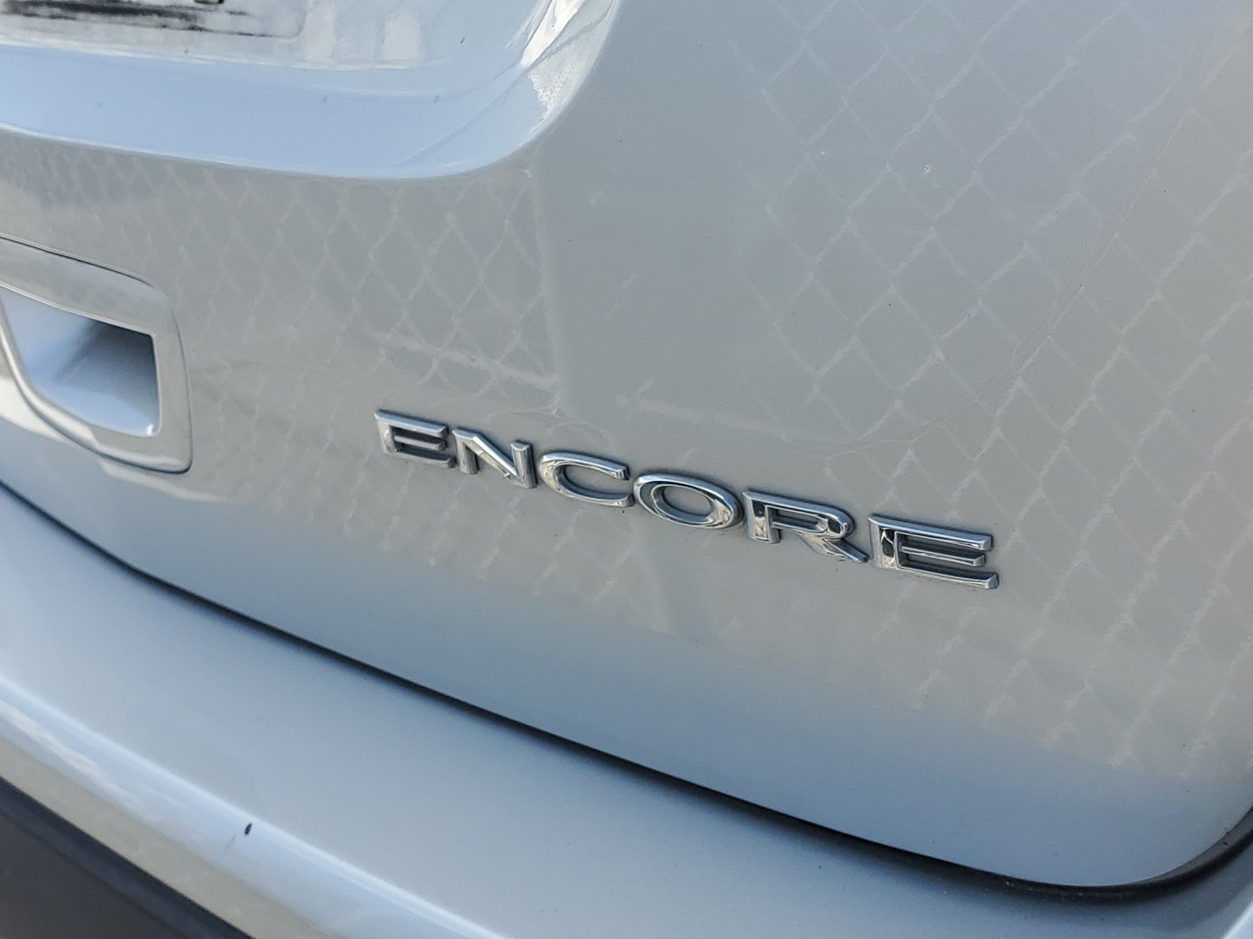 Used 2018 Buick Encore Preferred FWD image 5