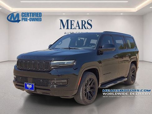Used 2023 Jeep Wagoneer Series II AWD/4WD image 1