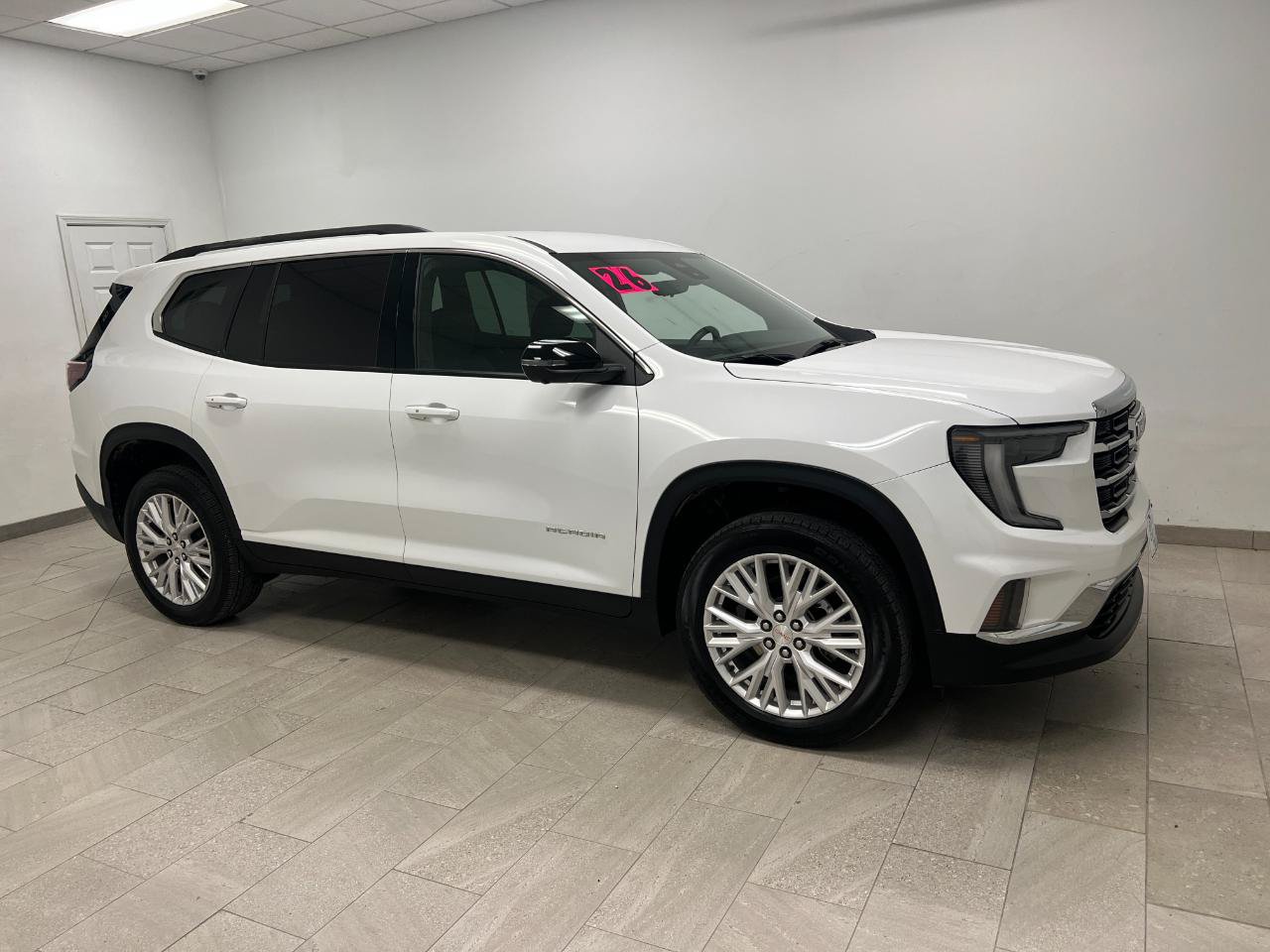Used 2026 GMC Acadia Elevation w/ Elevation Premium Package AWD/4WD image 9