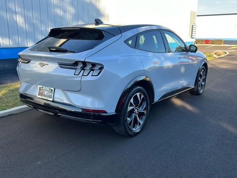 Used 2021 Ford Mustang Mach-E Premium image 5