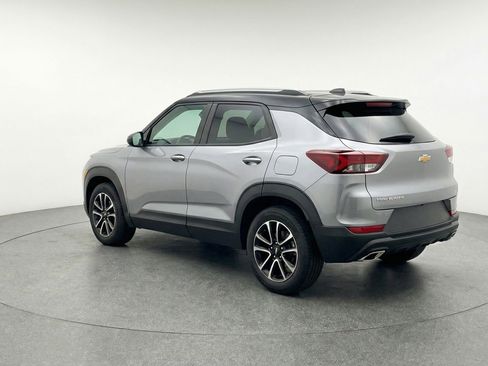 Used 2025 Chevrolet TrailBlazer LT image 6