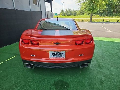 Used 2010 Chevrolet Camaro SS w/ LPO, Ground Effects Package RWD image 5