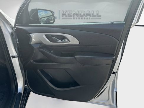 Used 2019 Chevrolet Traverse LS image 32