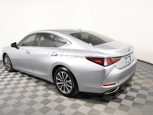 Used 2023 Lexus ES 350 w/ Premium Package image 3