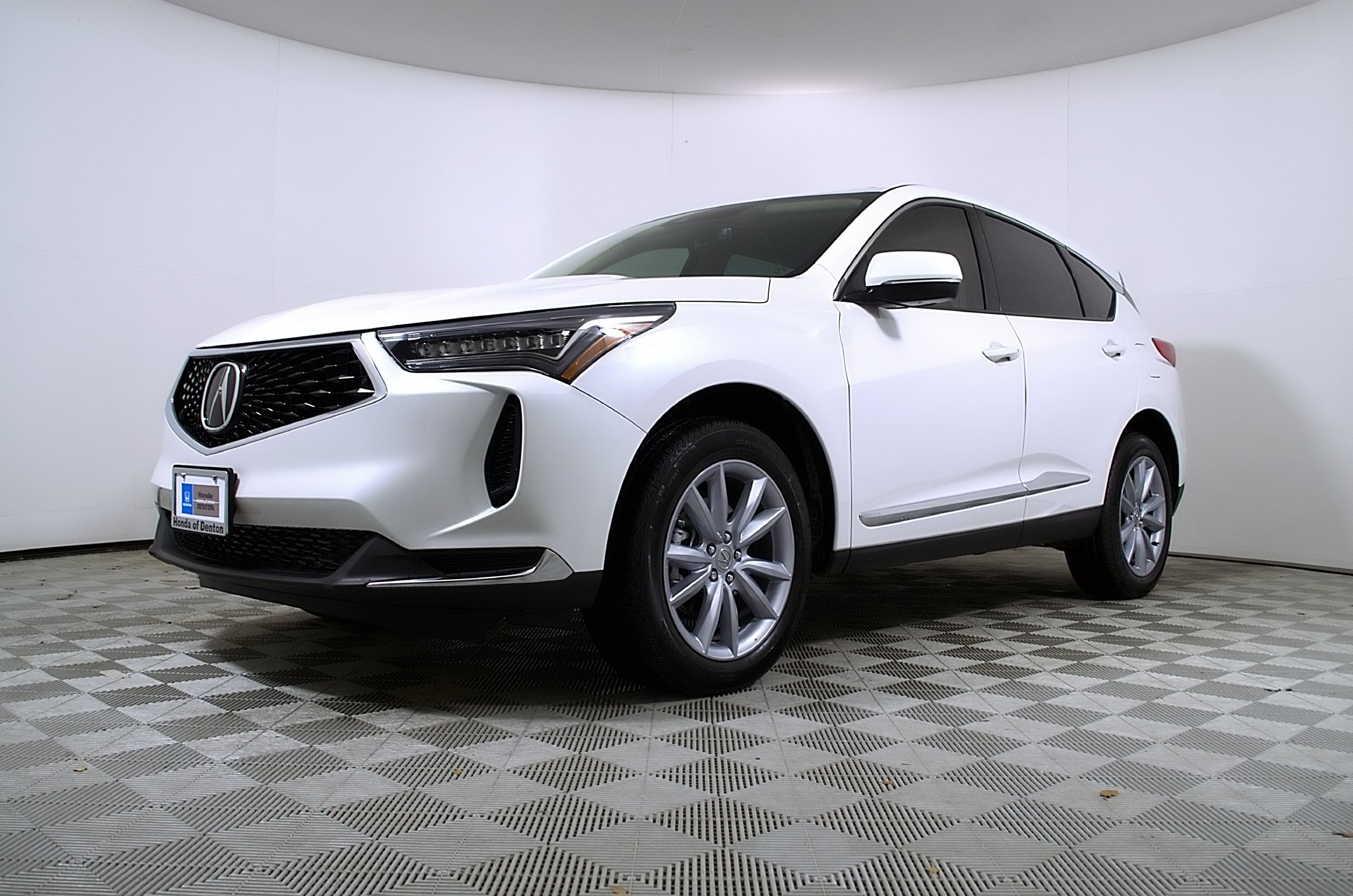 Used 2024 Acura RDX SH-AWD image 2