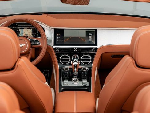 Used 2022 Bentley Continental GT Speed image 32