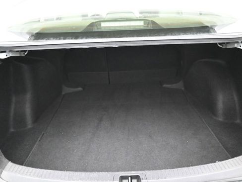 Used 2025 Toyota Corolla XLE FWD image 27