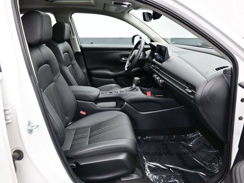 Used 2025 Honda HR-V EX-L image 34