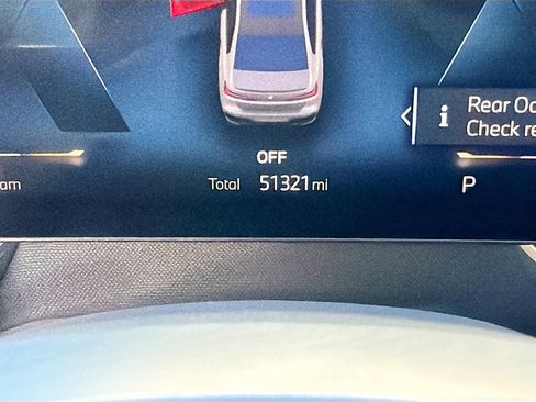 Used 2023 BMW 760i xDrive w/ Executive Package AWD/4WD image 40