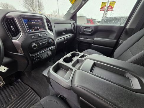 Used 2020 Chevrolet Silverado 1500 Custom Trail Boss w/ Custom Convenience Package AWD/4WD image 23