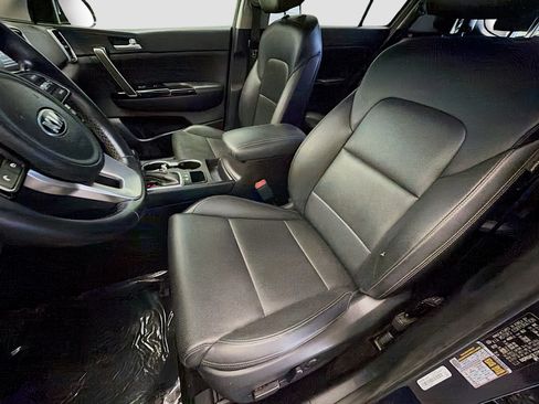 Used 2020 Kia Sportage EX FWD image 8