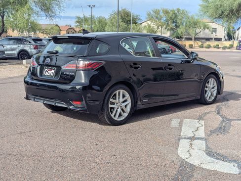 Used 2014 Lexus CT 200h image 3