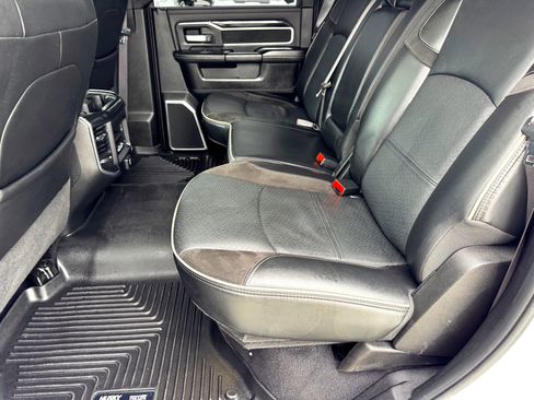 Used 2020 RAM 3500 Laramie image 17