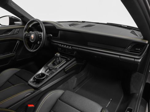 Certified 2026 Porsche 911 GT3 RWD image 41