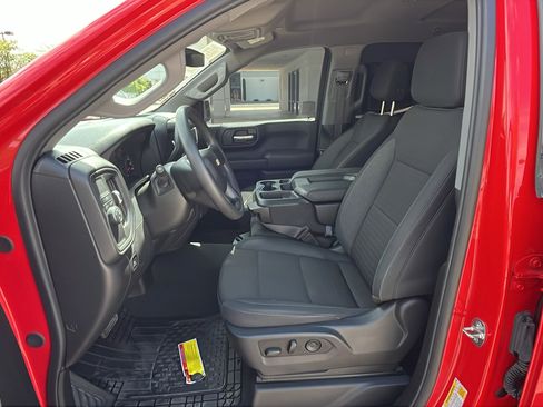 Used 2024 Chevrolet Silverado 1500 Custom image 10