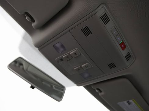 Used 2021 Volkswagen Jetta S image 17