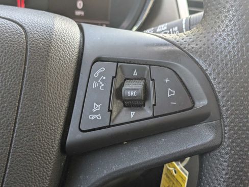 Used 2020 Chevrolet Trax LS w/ Tint and Cruise Package FWD image 29